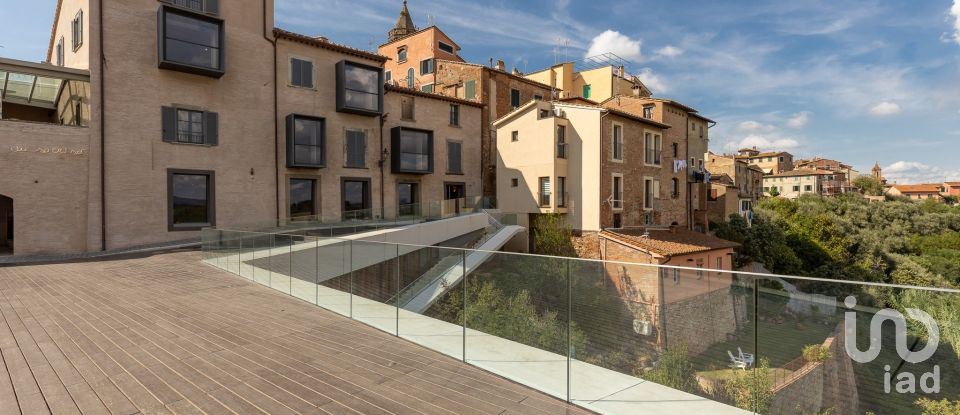 Apartment 6 rooms of 83 m² in Peccioli (56037)