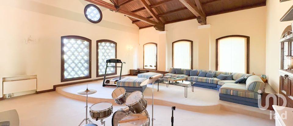 Barn conversion 11 rooms of 560 m² in Montegrotto Terme (35036)