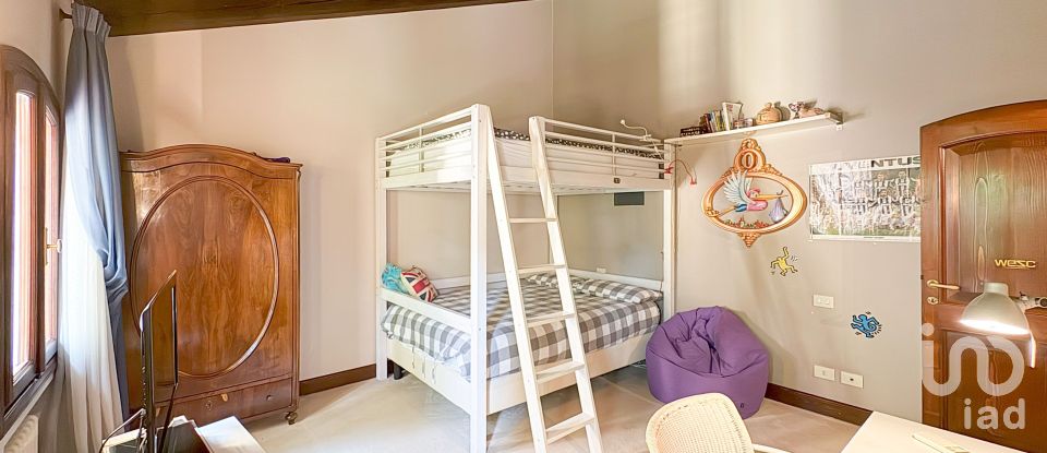 Barn conversion 11 rooms of 560 m² in Montegrotto Terme (35036)