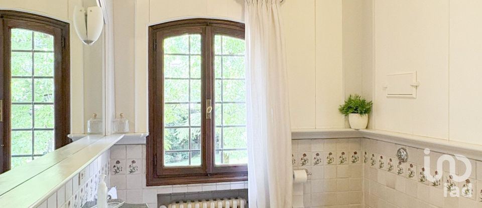 Barn conversion 11 rooms of 560 m² in Montegrotto Terme (35036)