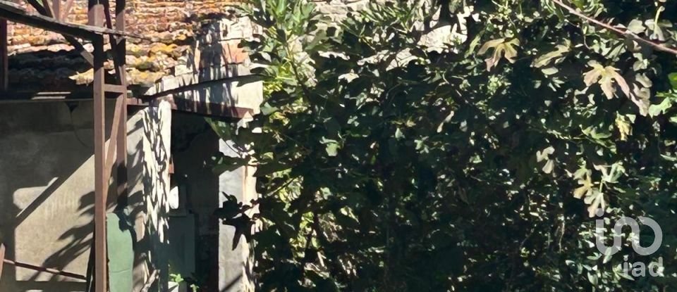 Townhouse 10 rooms of 400 m² in Vicchio (50039)