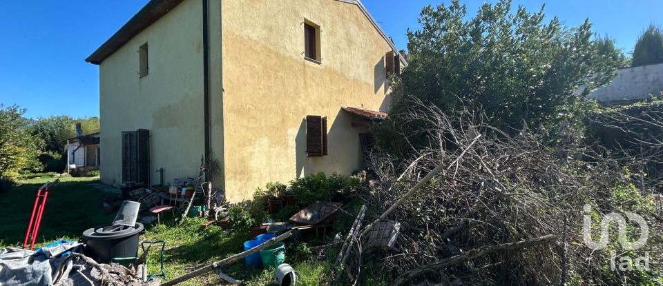 Townhouse 10 rooms of 400 m² in Vicchio (50039)