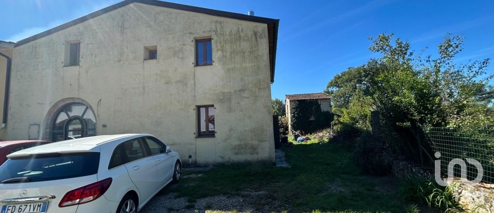 Townhouse 10 rooms of 400 m² in Vicchio (50039)
