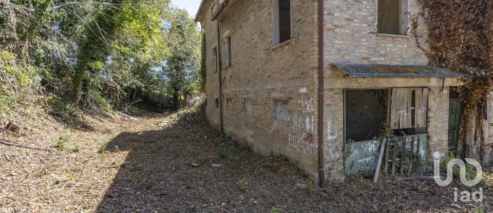 Country home 6 rooms of 200 m² in Filottrano (60024)