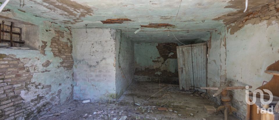 Country home 6 rooms of 200 m² in Filottrano (60024)