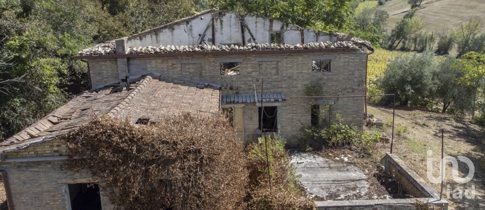 Country home 6 rooms of 200 m² in Filottrano (60024)