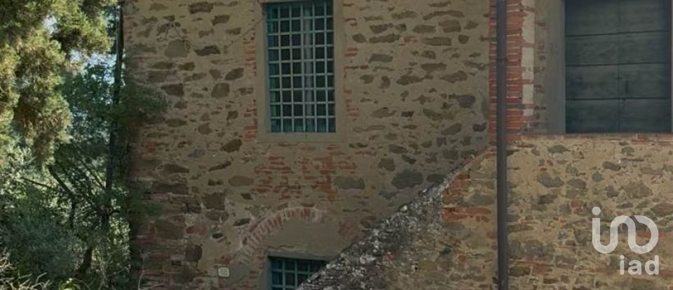 Casa indipendente 20 locali di 1.180 m² in Bucine (52020)