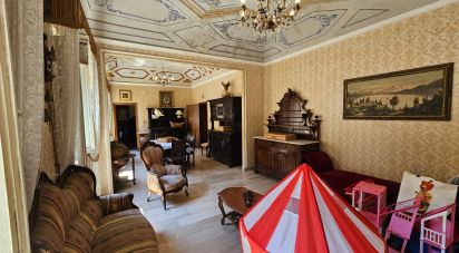 Appartamento 9 locali di 200 m² a Osimo (60027)