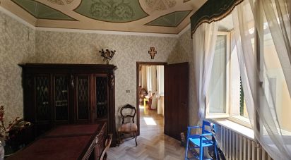 Appartamento 9 locali di 200 m² a Osimo (60027)