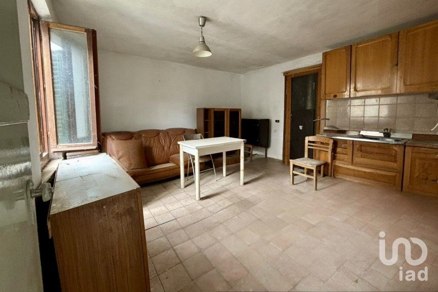 Casa indipendente / Villa 5 locali di 110 m² in Santa Maria Nuova (60030)
