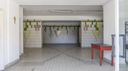 Negozio / locale commerciale di 503 m² in Recanati (62019)