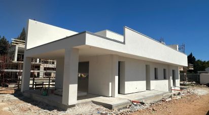 Casale 10 locali di 307 m² in Palermo (90147)