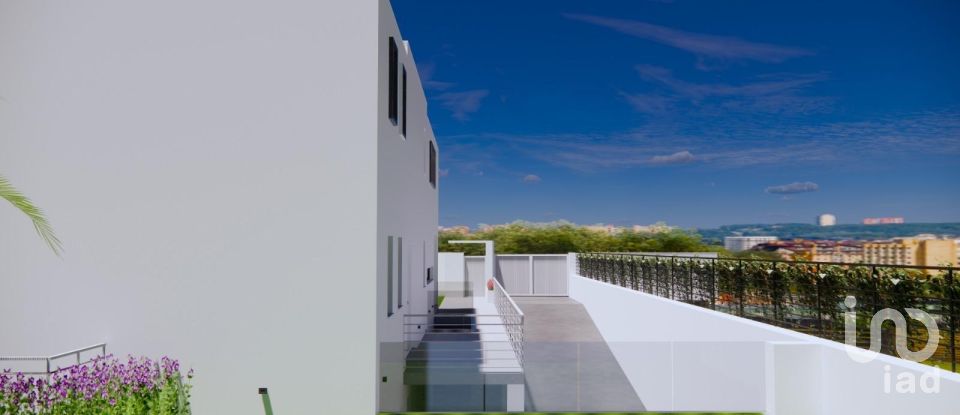 Farm 10 rooms of 307 m² in Palermo (90147)