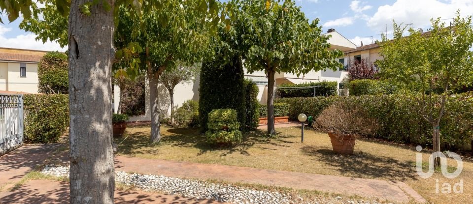 House 7 rooms of 135 m² in Pontedera (56025)