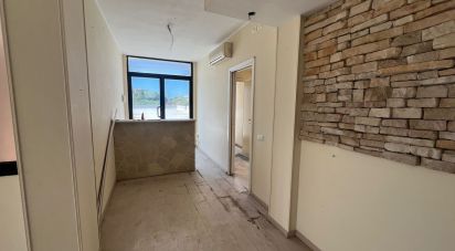 Negozio / locale commerciale di 190 m² in Cagliari (09121)