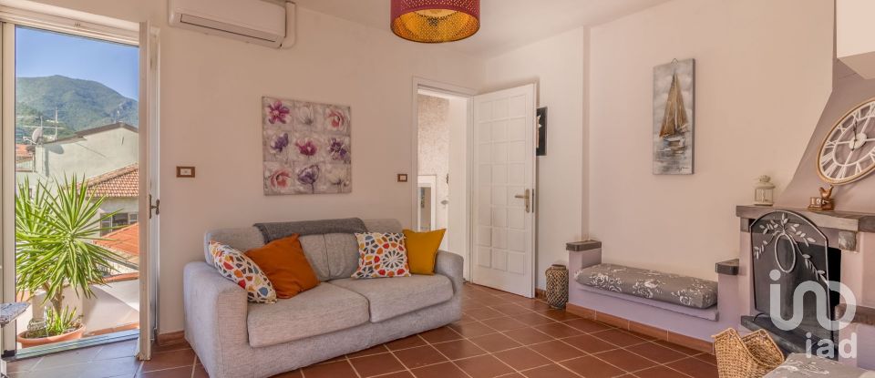 Bilocale di 80 m² a Toirano (17055)