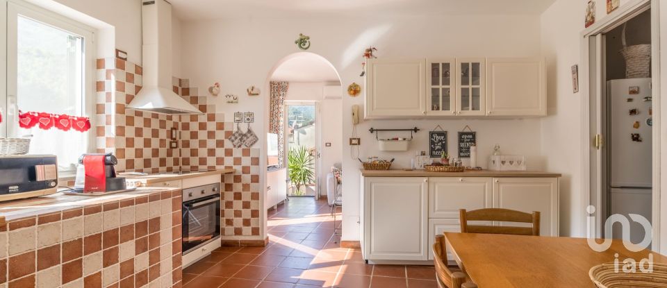 Bilocale di 80 m² a Toirano (17055)