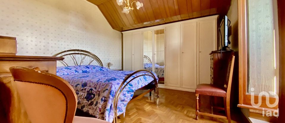 Trilocale di 100 m² a Sarteano (53047)