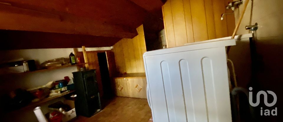 Trilocale di 100 m² a Sarteano (53047)