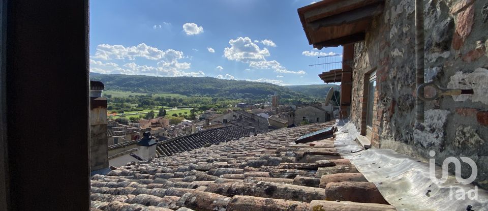 Trilocale di 100 m² a Sarteano (53047)