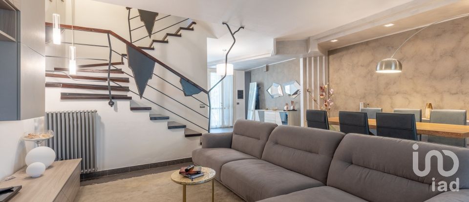 Townhouse 8 rooms of 150 m² in Ponsacco (56038)