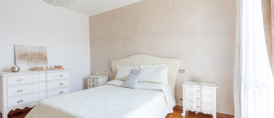 Townhouse 8 rooms of 150 m² in Ponsacco (56038)