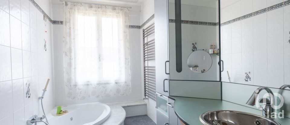 Townhouse 8 rooms of 150 m² in Ponsacco (56038)