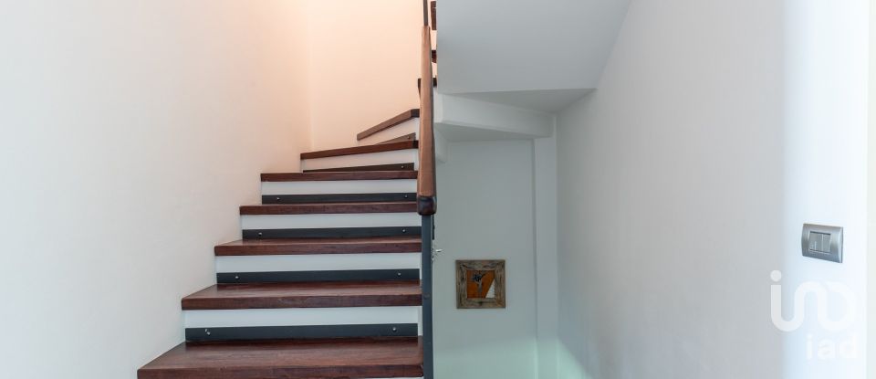 Townhouse 8 rooms of 150 m² in Ponsacco (56038)