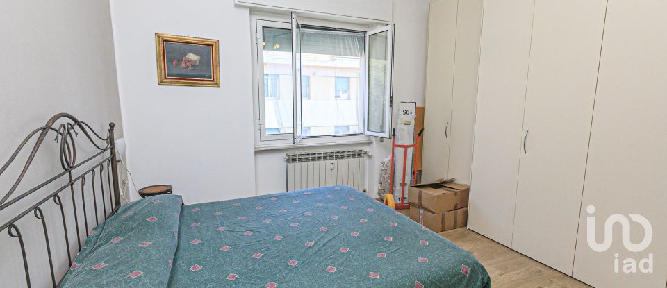 Monolocale di 60 m² a Genova (16151)