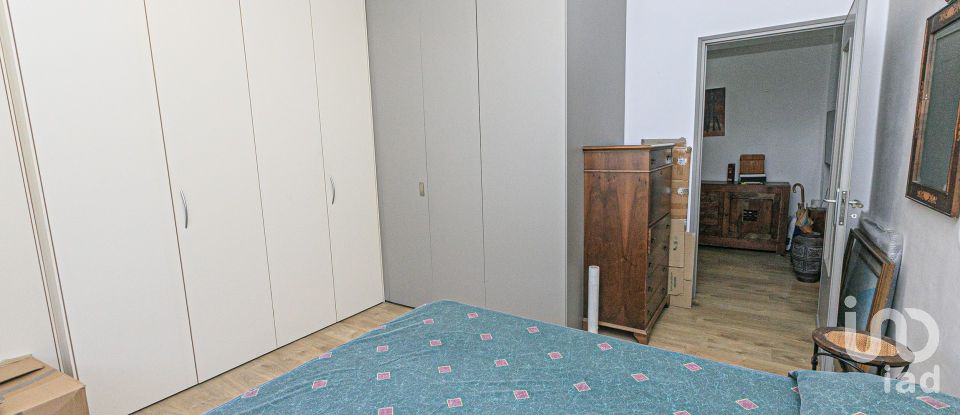 Monolocale di 60 m² a Genova (16151)