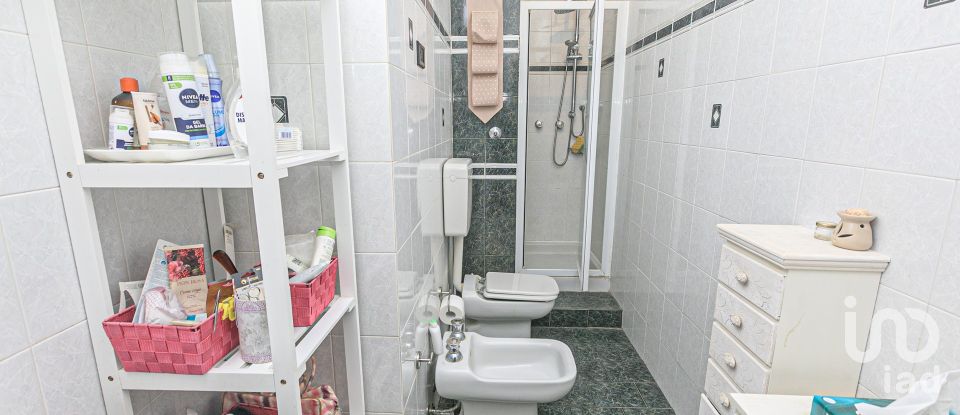 Monolocale di 60 m² a Genova (16151)