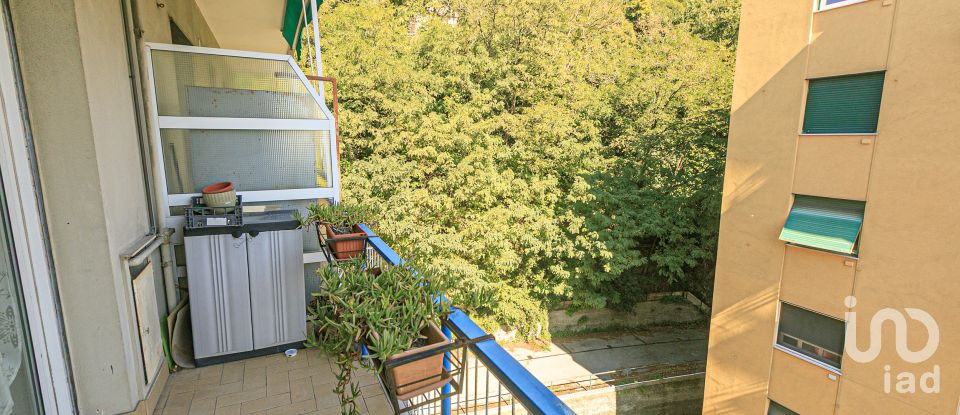 Monolocale di 60 m² a Genova (16151)