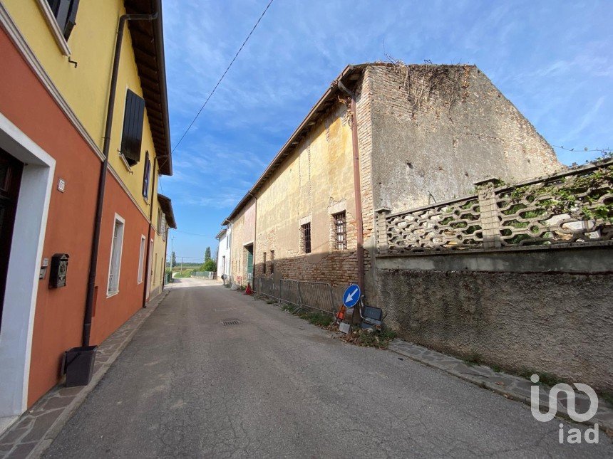 Block of flats in Asola (46041) of 900 m²