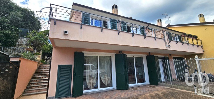 Traditional house 7 rooms of 119 m² in Boissano (17054)