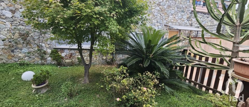 Traditional house 7 rooms of 119 m² in Boissano (17054)