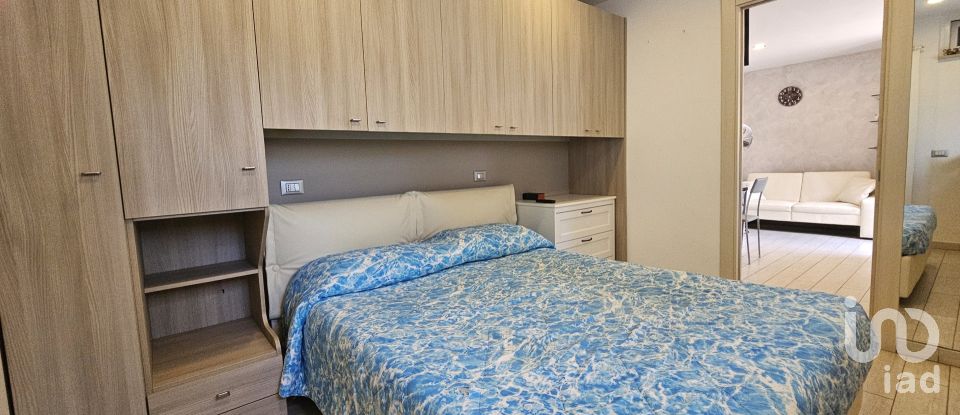 Traditional house 7 rooms of 119 m² in Boissano (17054)