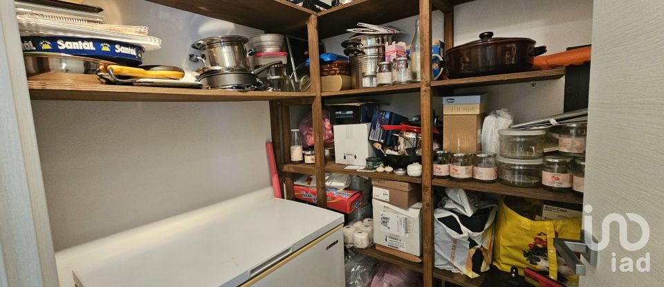 Traditional house 7 rooms of 119 m² in Boissano (17054)