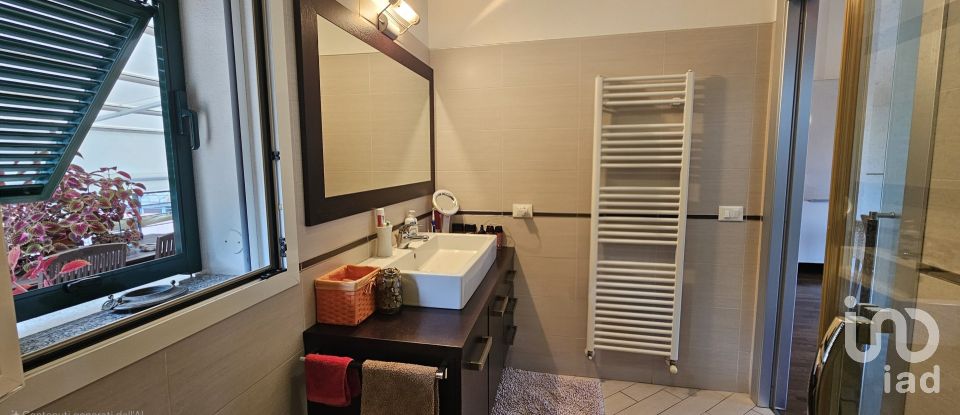 Traditional house 7 rooms of 119 m² in Boissano (17054)