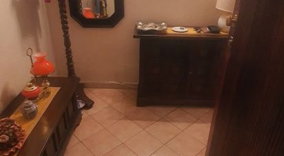 Appartamento 5 locali di 79 m² a Genova (16166)