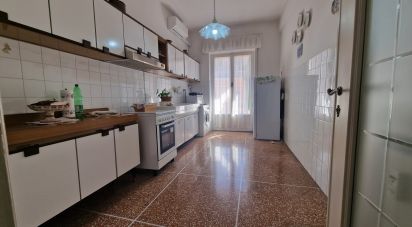 Quadrilocale di 70 m² a Genova (16144)
