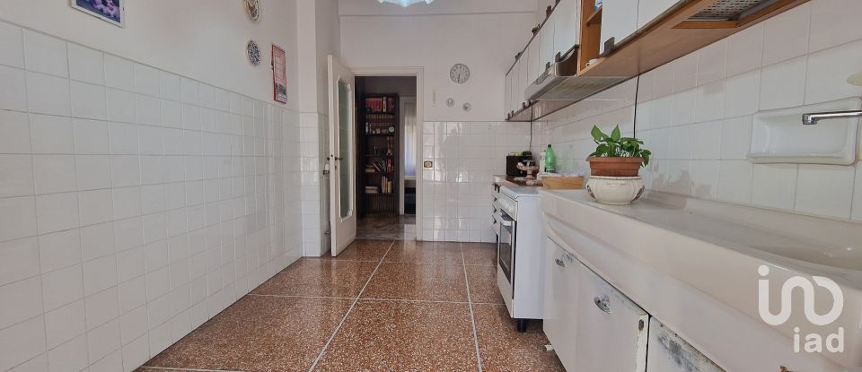Quadrilocale di 70 m² a Genova (16144)