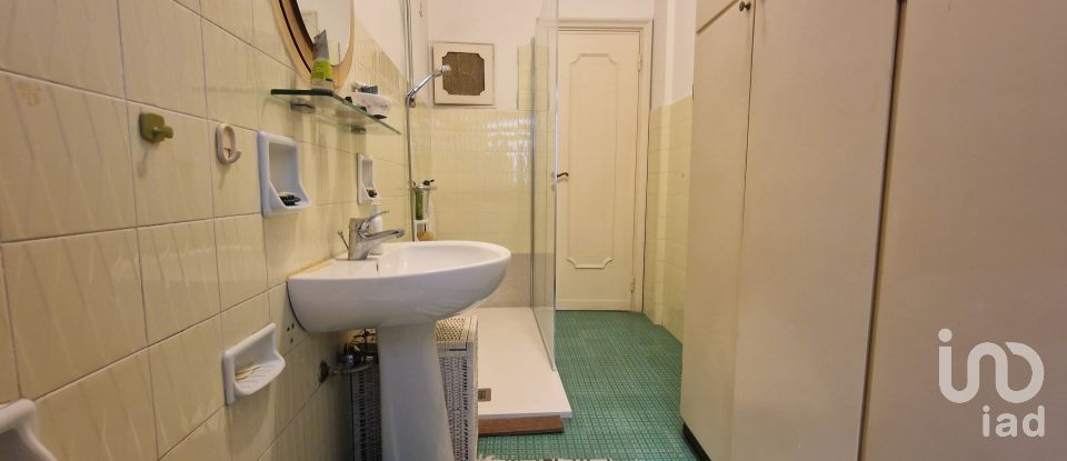 Quadrilocale di 70 m² a Genova (16144)