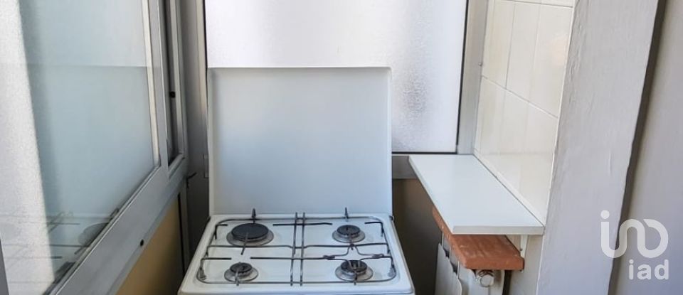 One-room apartment of 24 m² in Torino (10138)