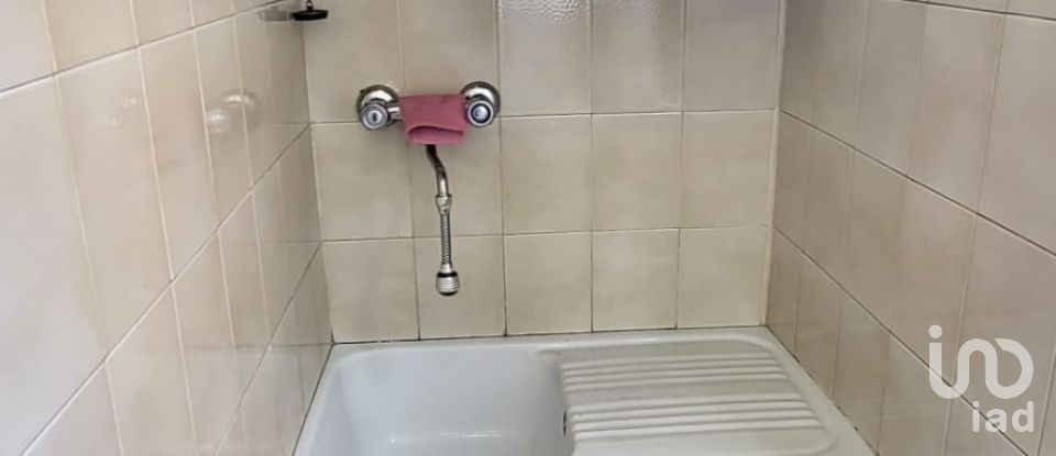 One-room apartment of 24 m² in Torino (10138)