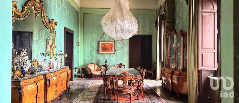 Appartamento 12 locali di 500 m² a Taranto (74123)