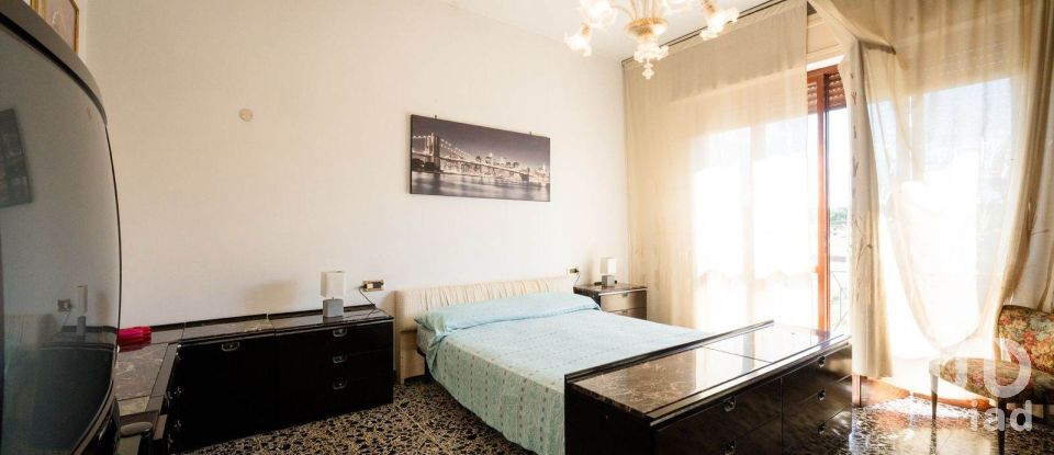 Casa indipendente / Villa 12 locali di 274 m² in Campi Bisenzio (50013)