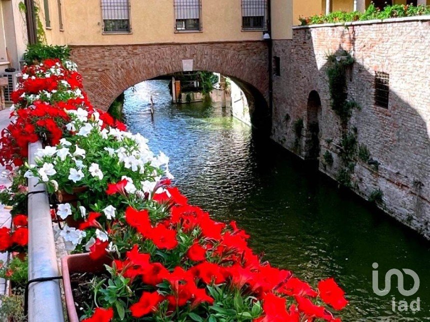 Quadrilocale di 160 m² a Mantova (46100)