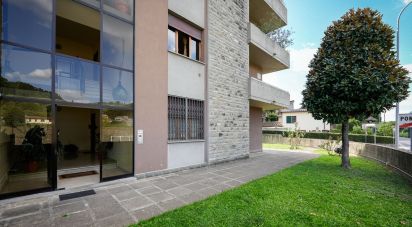 Appartamento 6 locali di 120 m² a Lastra a Signa (50055)