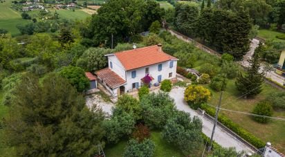 Casale 5 locali di 142 m² in Civitanova Marche (62012)