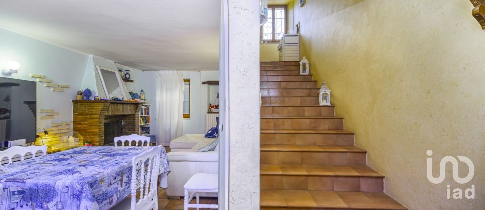 Farm 5 rooms of 142 m² in Civitanova Marche (62012)